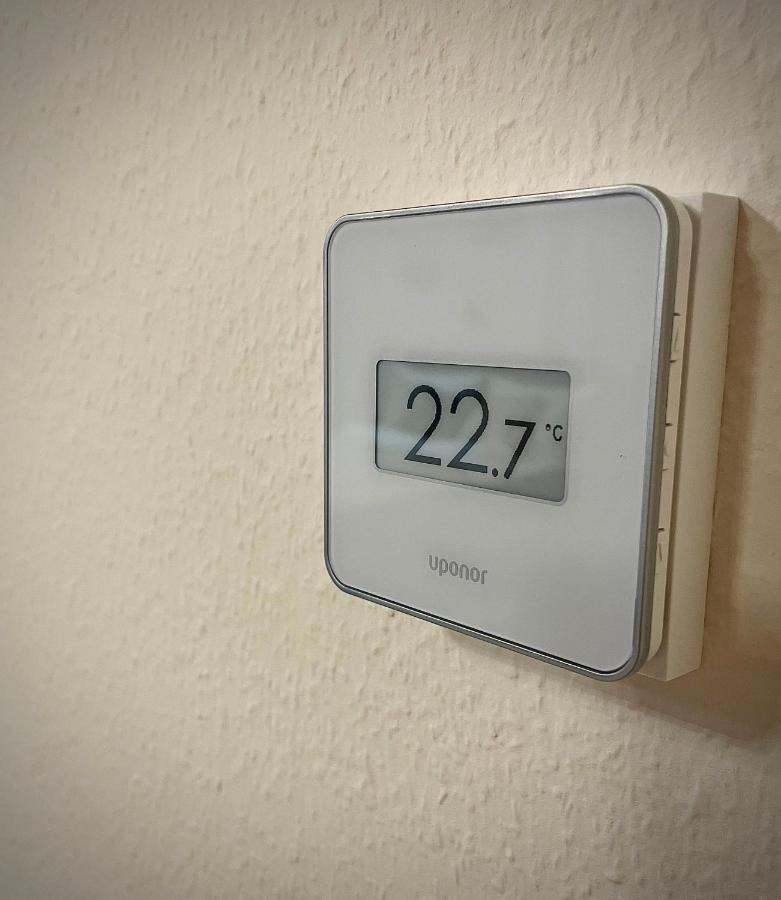 Apartment Im Gehobenen Stadtviertel - Perfekt Fuer Selbstversorger Aalen Exteriör bild